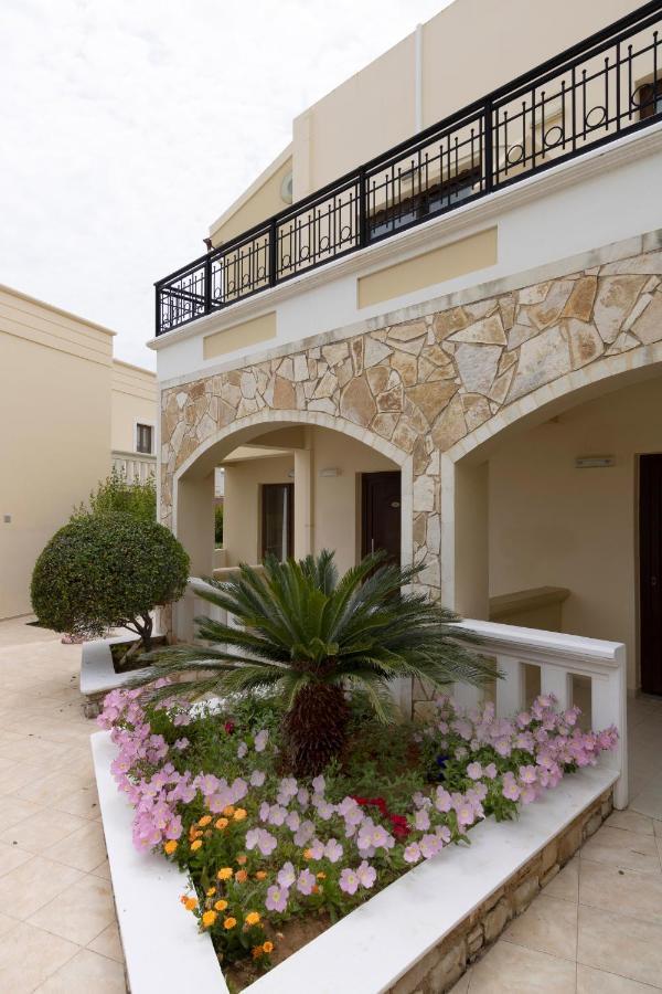 Sandy Suites Kalamaki Exterior foto